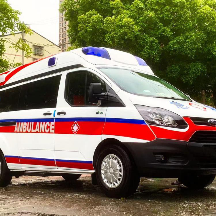 三才镇重症监护救护车出租护送返乡